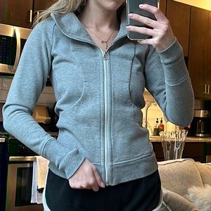 LULULEMON Zip Up Sweatshirt Gray